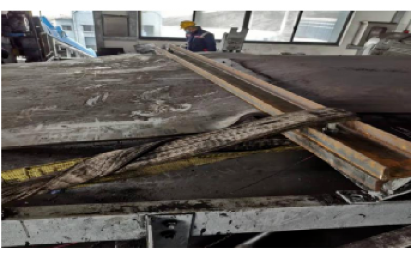 KWZK星空体育(中国)钢丝输送带硫化机胶接工艺流程分享